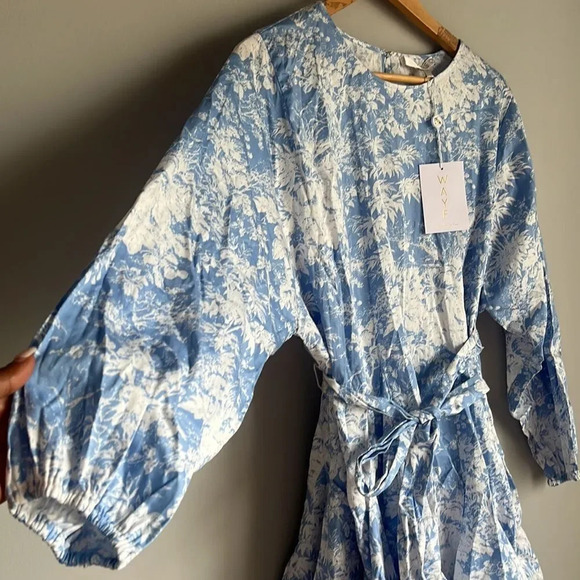 NEW Wayf ALTONIA BOTANICAL PRINT SWING DRESS IN BLUE TOILE - Picture 8 of 12